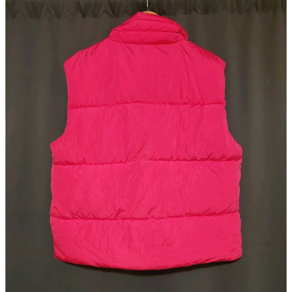 BDG x Urban Outfitters Hot Pink Quilted Puffer Overcoat Vest Size Medium NWT - Picture 5 of 8